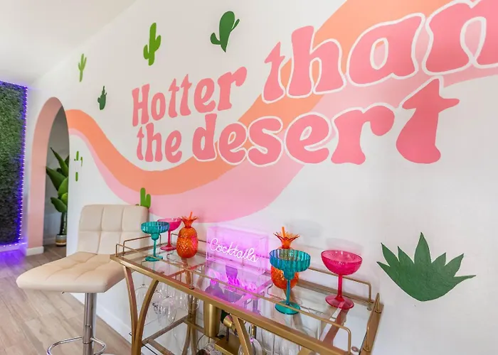 Desert Oasis With Pool Mini Golf King Bed Rv Parking Holiday home Scottsdale