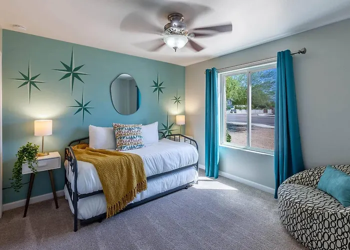 Holiday home Desert Oasis With Pool Mini Golf King Bed Rv Parking *
