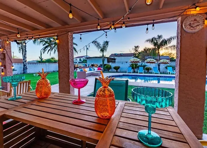 Holiday home Desert Oasis With Pool Mini Golf King Bed Rv Parking Scottsdale